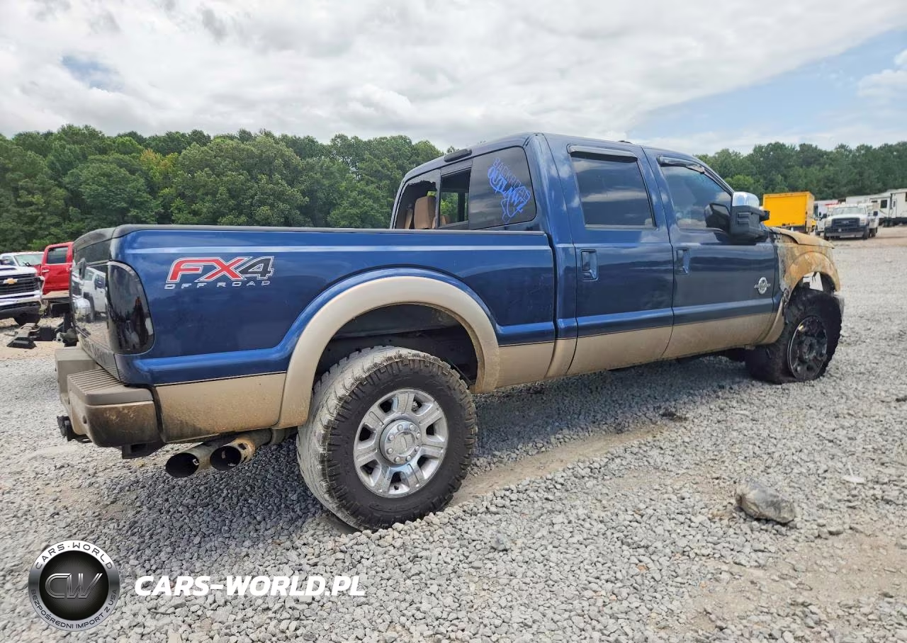 2013 Ford F250 Super Duty VIN:1FT7W2BT3DEB12137 - 3
