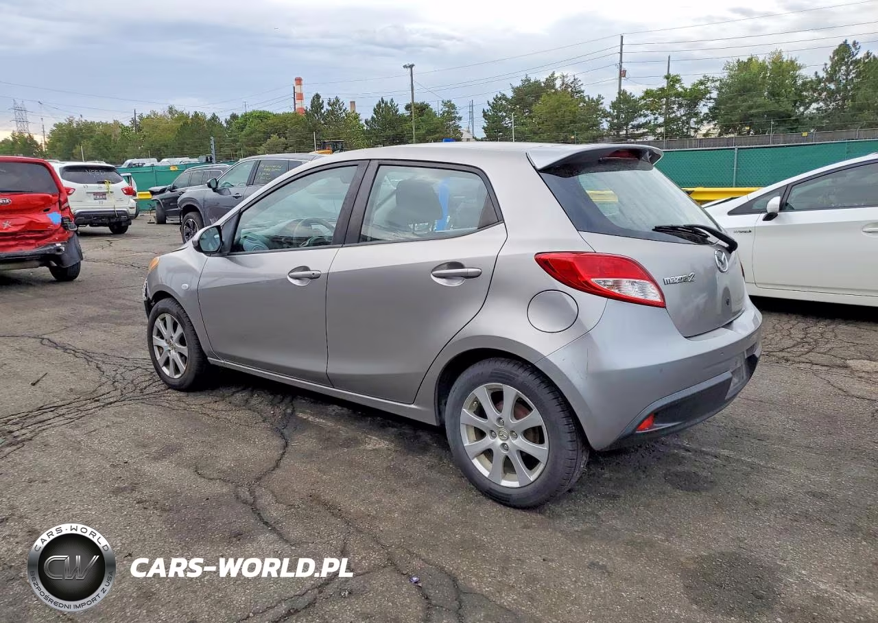 2011 Mazda Mazda2 VIN:JM1DE1HYXB0103352 - 2