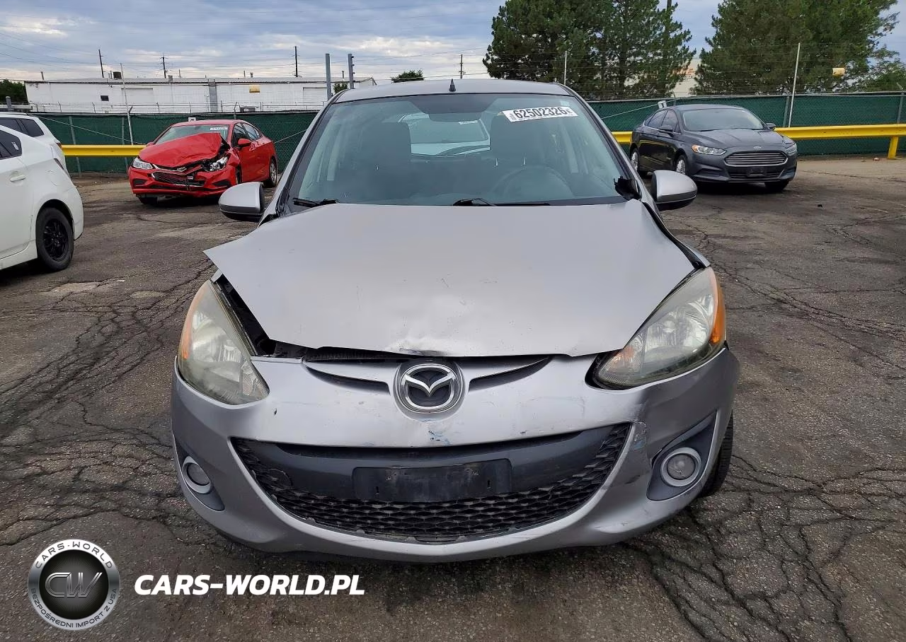 2011 Mazda Mazda2 VIN:JM1DE1HYXB0103352 - 5