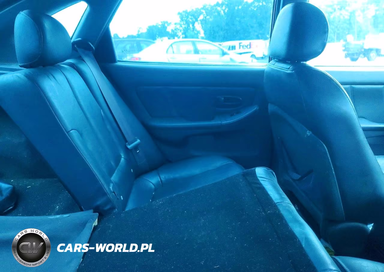 2002 Hyundai Elantra Gt VIN:KMHDN55D02U070973 - 10