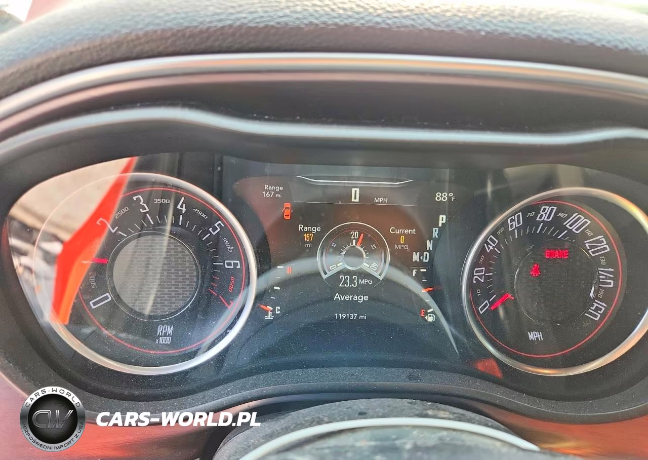 2016 Dodge Challenger Sxt VIN:2C3CDZAG5GH353622 - 9