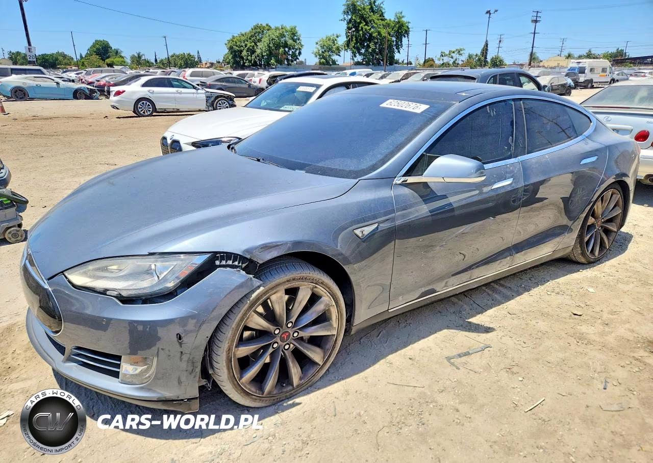 2014 Tesla Model S VIN:5YJSA1S11EFP45124 - 1