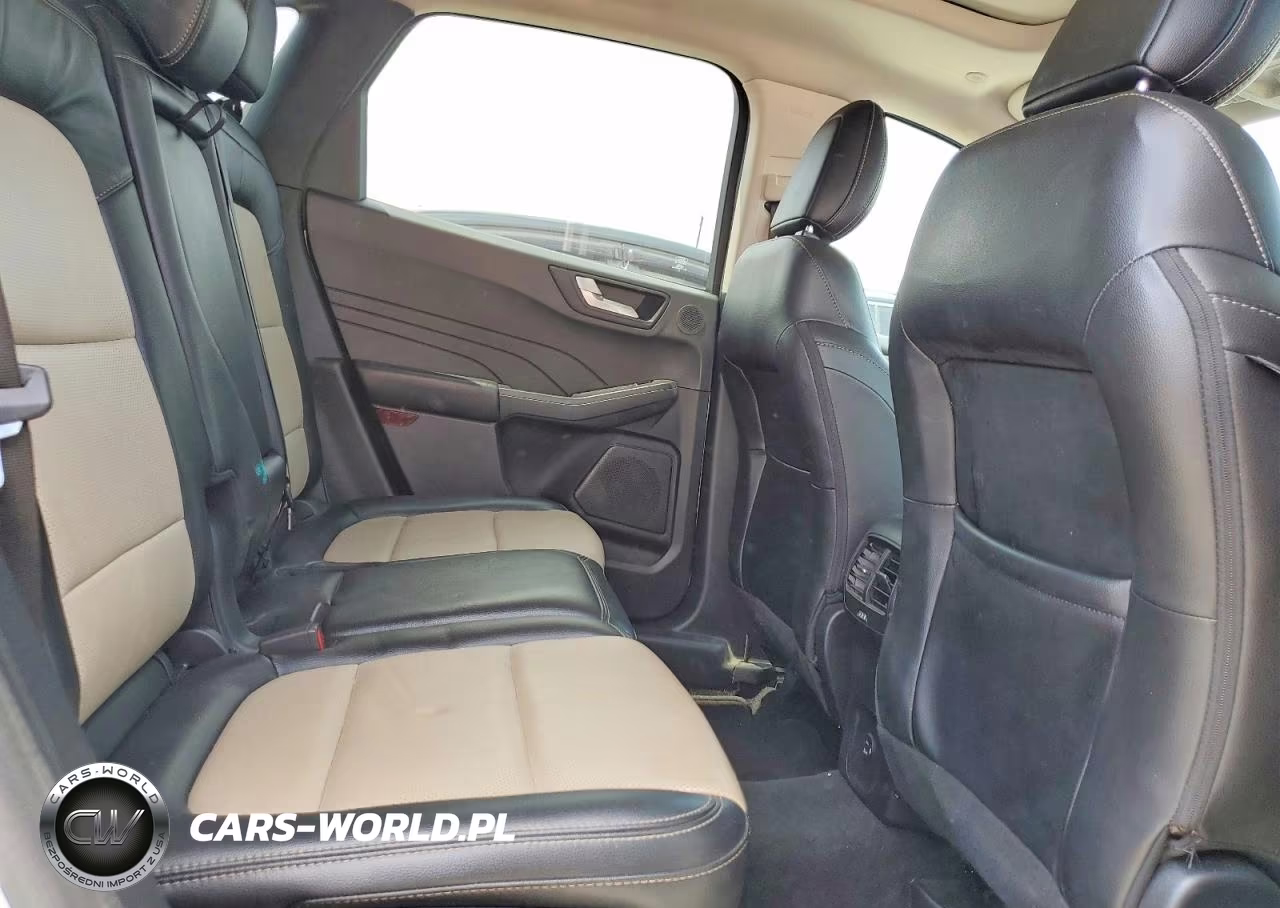 2021 Ford Escape Titanium VIN:1FMCU9J97MUB16244 - 11