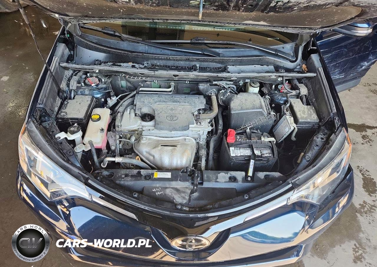 2018 Toyota Rav4 Xle VIN:2T3RFREV6JW815783 - 11