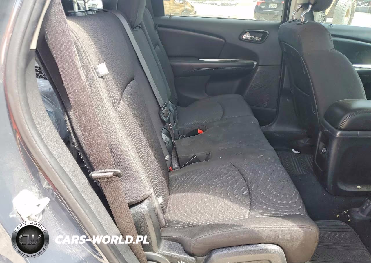 2018 Dodge Journey Sxt VIN:3C4PDCBG0JT476591 - 10