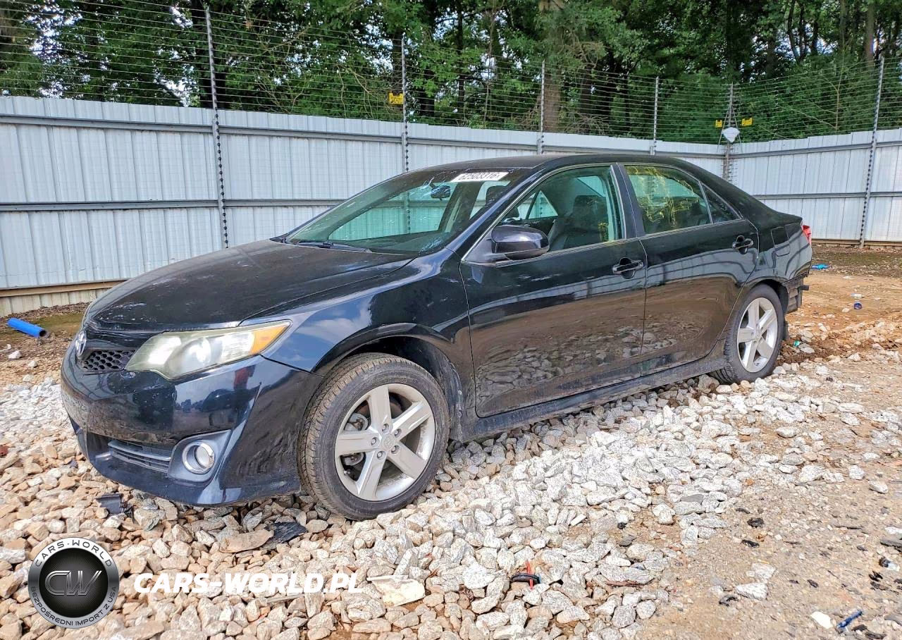 2013 Toyota Camry Se – zdjęcie 1 z 12