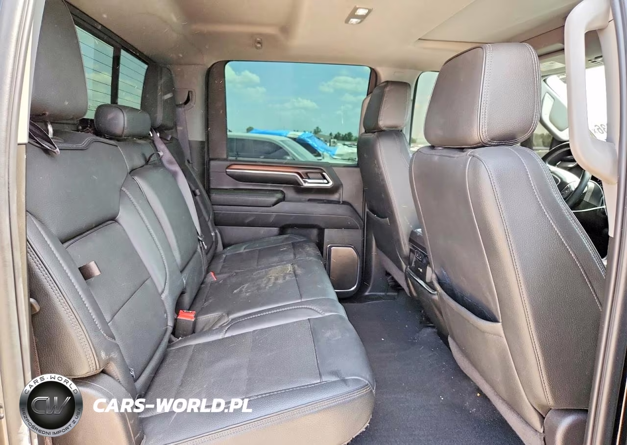 2024 GMC Sierra K3500 Denali VIN:1GT49WEY4RF318979 - 10