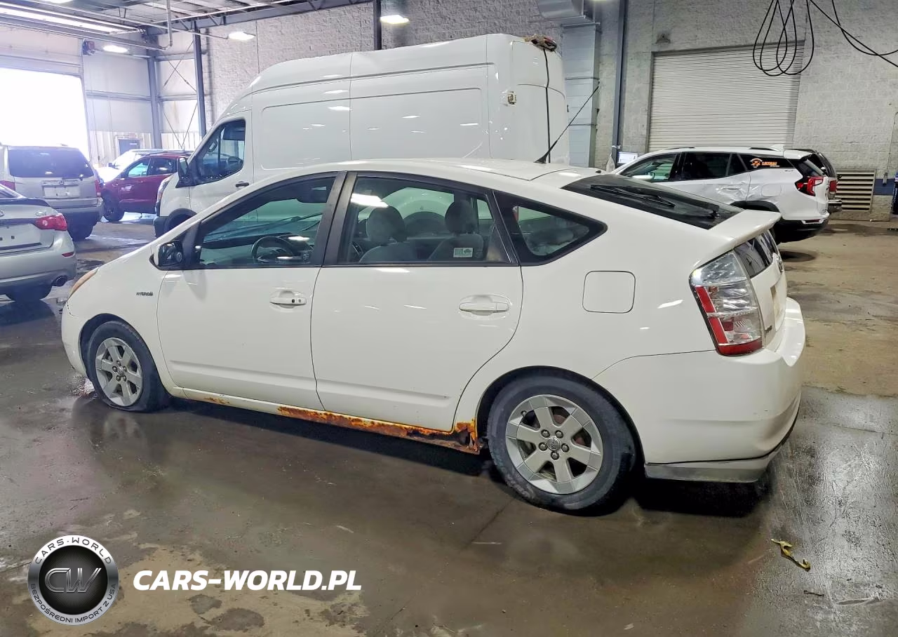 2012 Toyota Prius Base VIN:JTDKB20U193508572 - 2