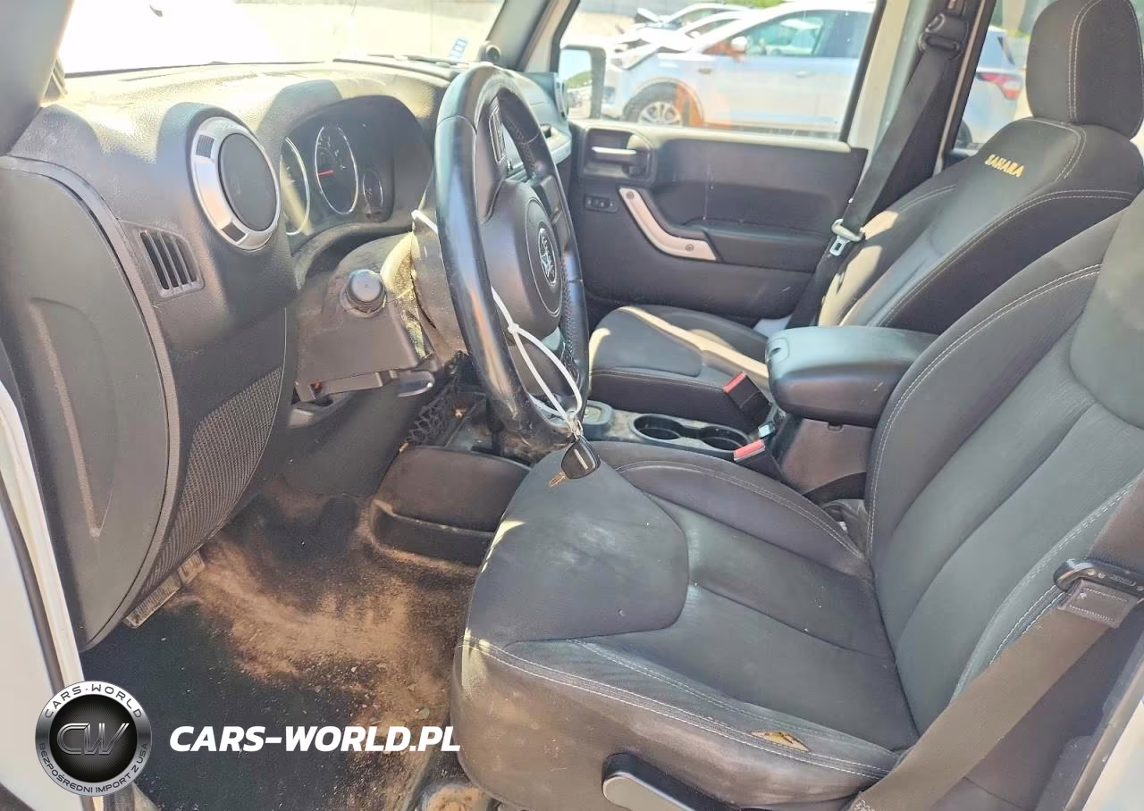 2013 Jeep Wrangler Unlimited Sahara VIN:1C4BJWEG9DL561655 - 7