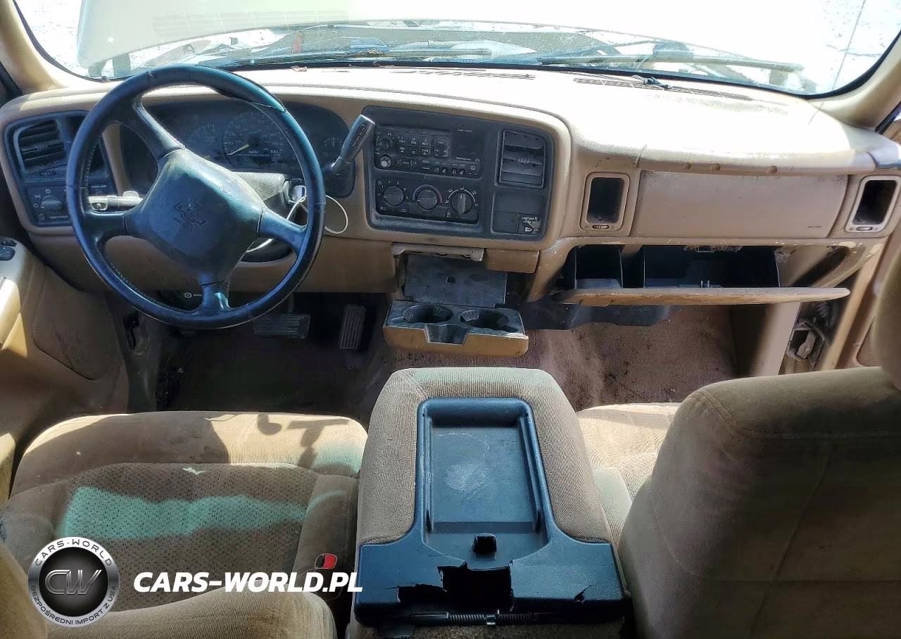 2000 Chevrolet Silverado C1500 VIN:2GCEC19V4Y1163915 - 8