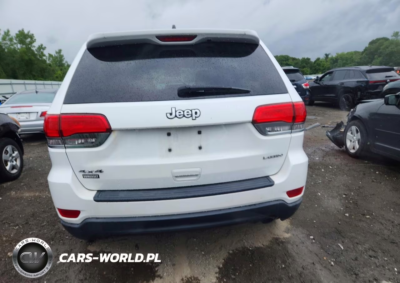 2015 Jeep Grand Cherokee Laredo VIN:1C4RJFAG8FC182993 - 6