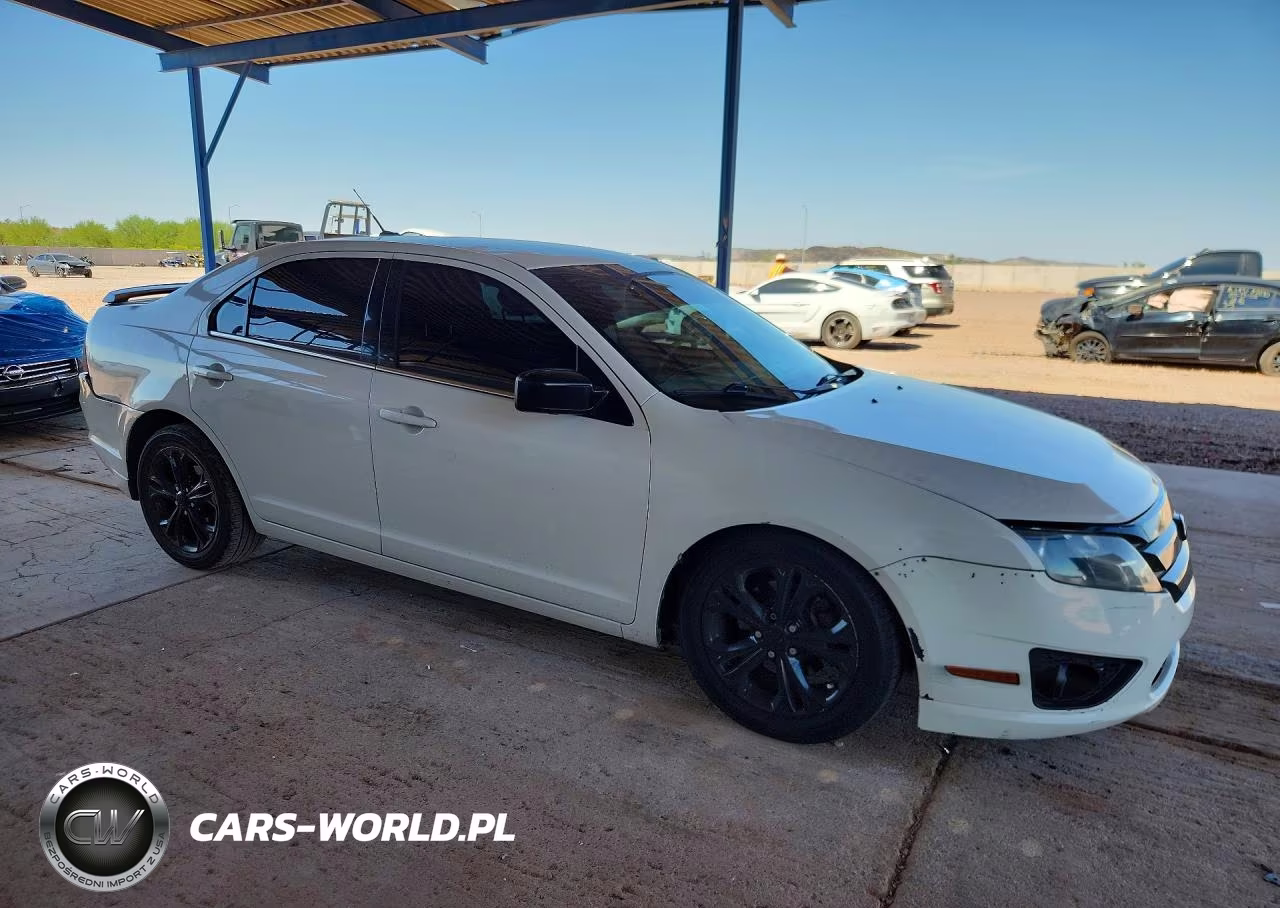 2012 Ford Fusion Se VIN:3FAHP0HA1CR333118 - 4