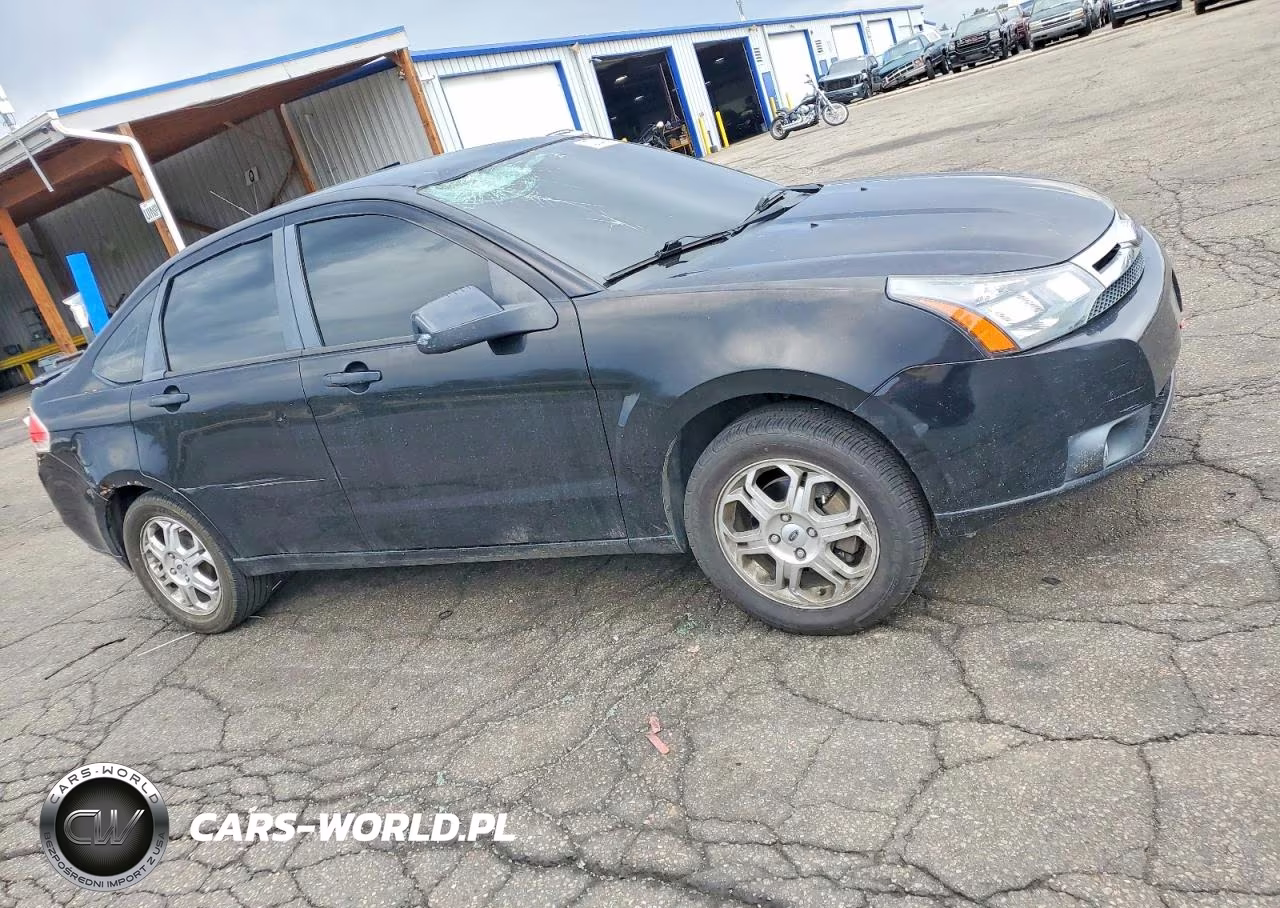 2009 Ford Focus Ses VIN:1FAHP36N99W255605 - 4