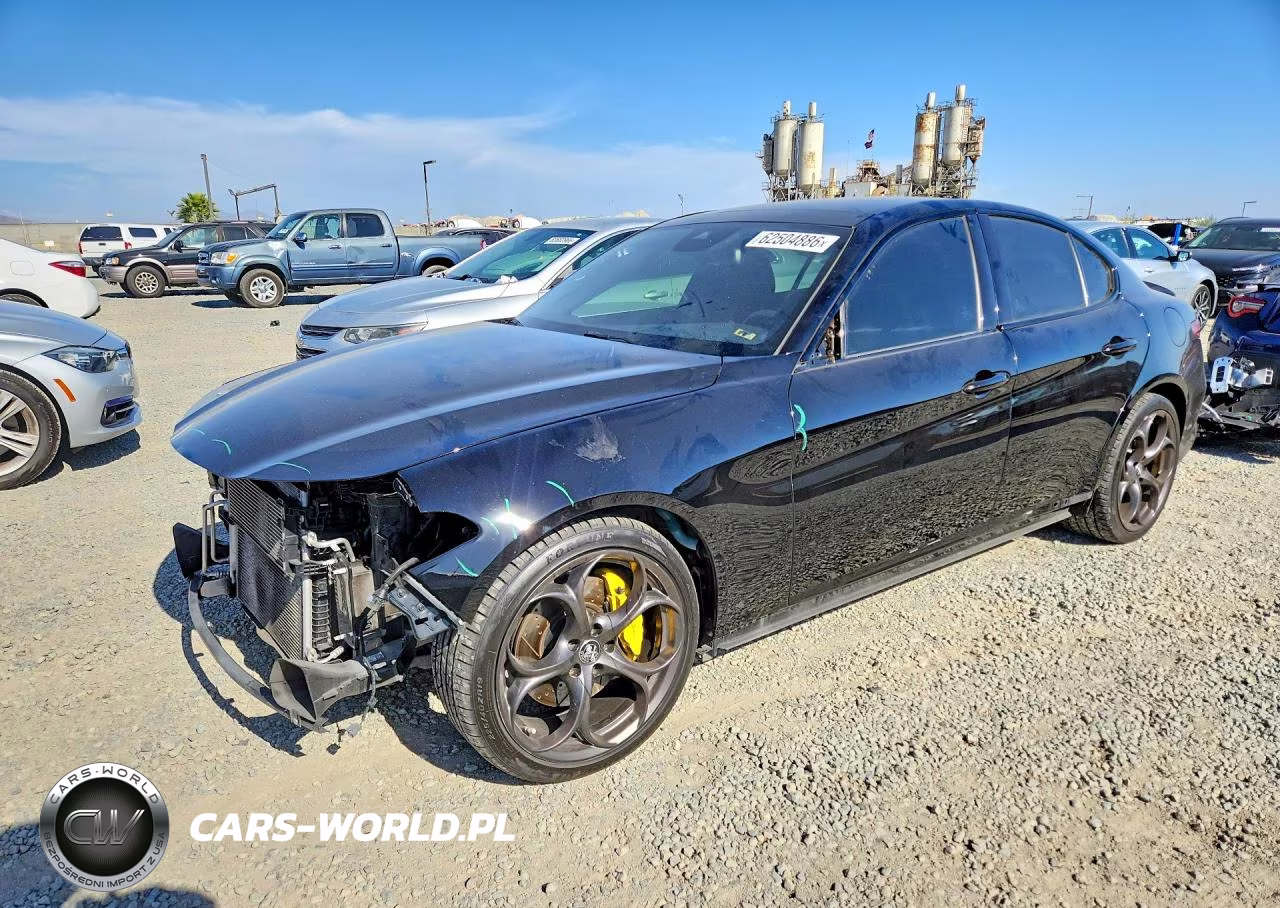 2020 Alfa Romeo Giulia Ti VIN:ZARFAMBN1L7638265 - 1