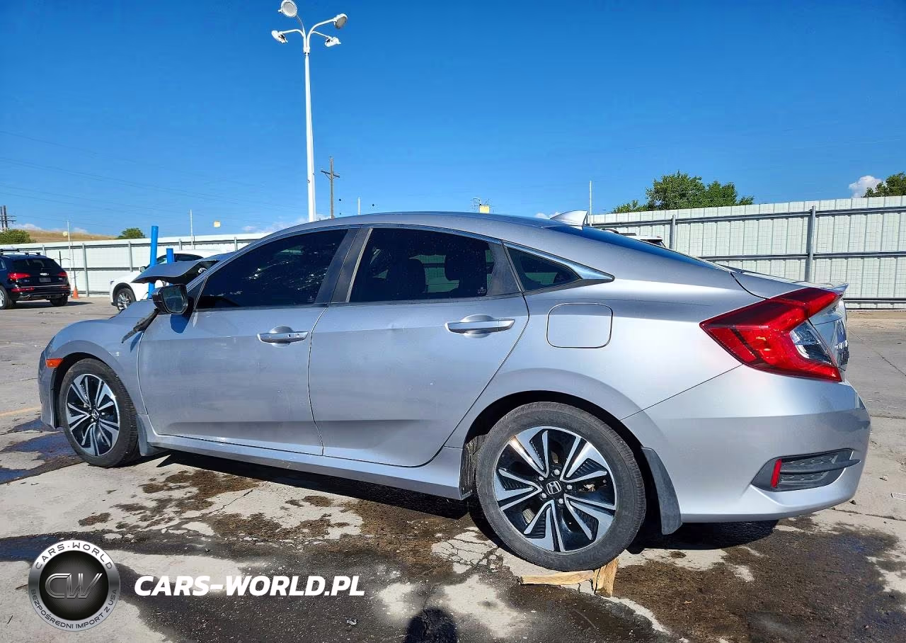 2018 Honda Civic Ex VIN:JHMFC1F48JX029397 - 2