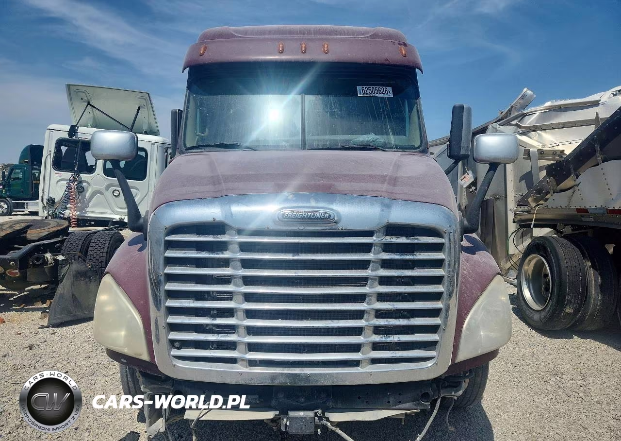 2014 Freightliner Cascadia Semi Truck VIN:3AKJGLDV1ESFP0411 - 5