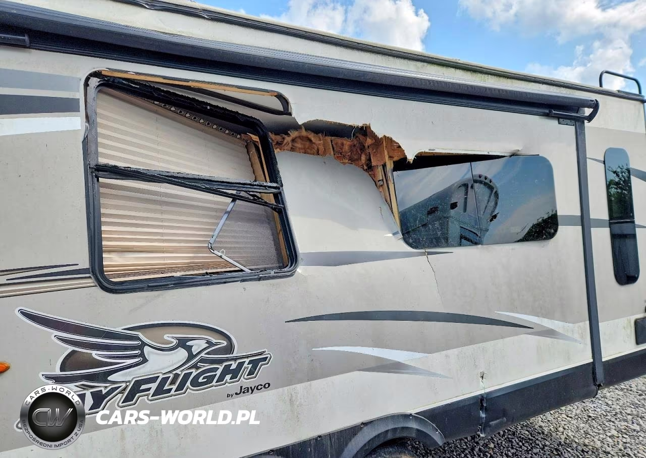 2017 Jayco Jay Flight Camper VIN:1UJBJ0BRXH1T70105 - 9