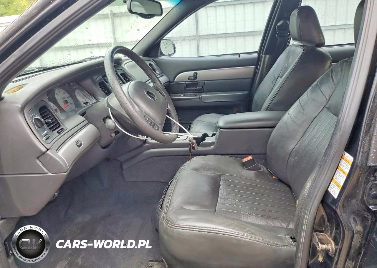 2003 Mercury Marauder VIN:2MEHM75V53X635112 - 7