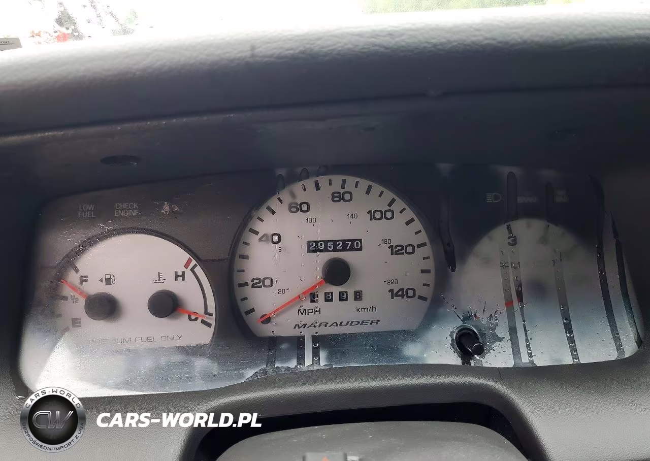 2003 Mercury Marauder VIN:2MEHM75V53X635112 - 9