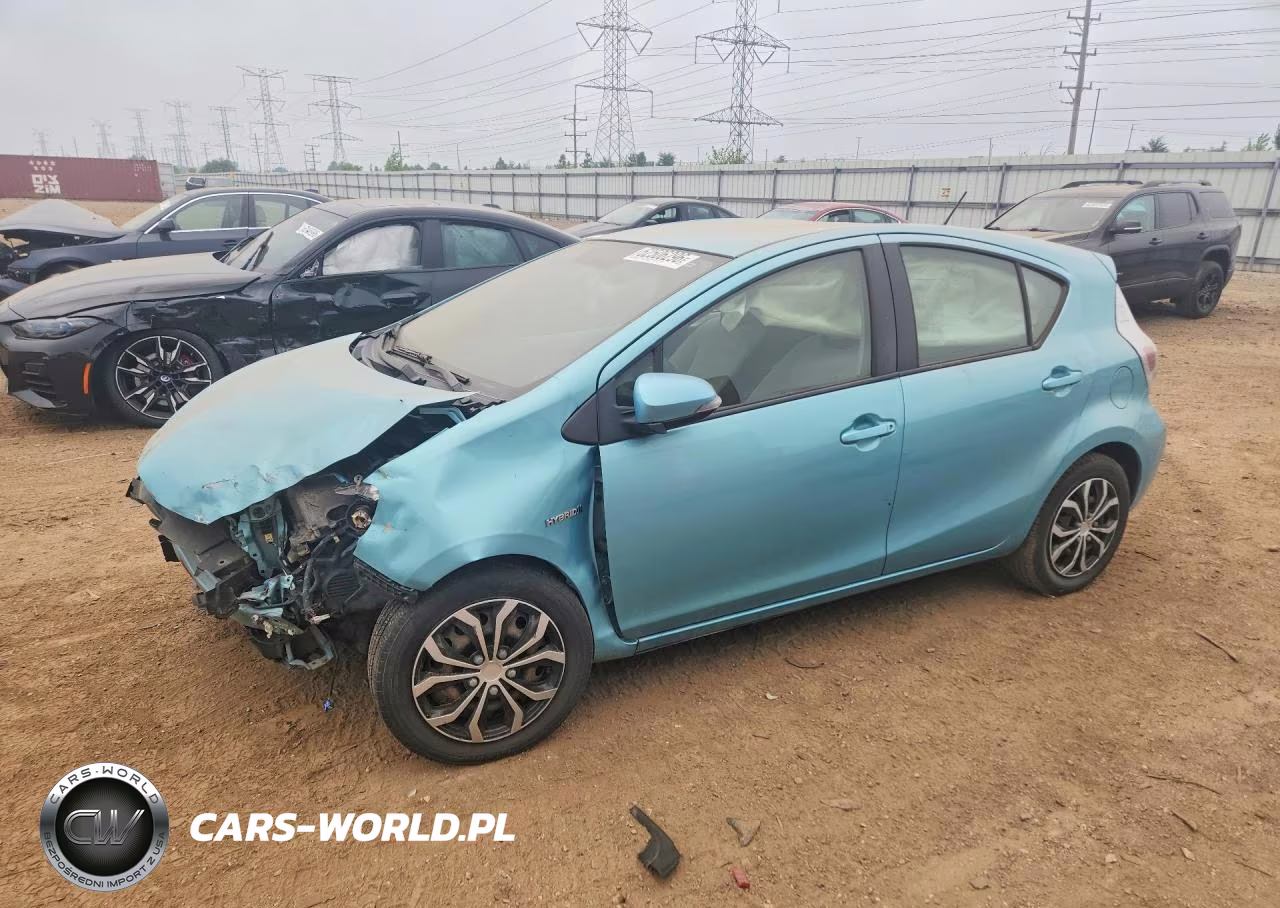 2013 Toyota Prius C One – zdjęcie 1 z 12