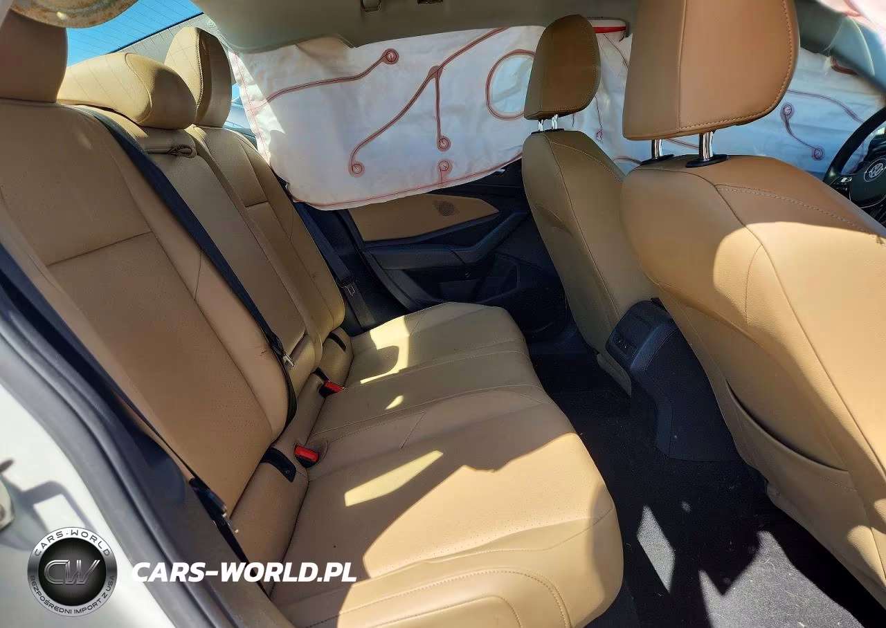 2019 Volkswagen Jetta S VIN:3VWC57BU0KM275422 - 10