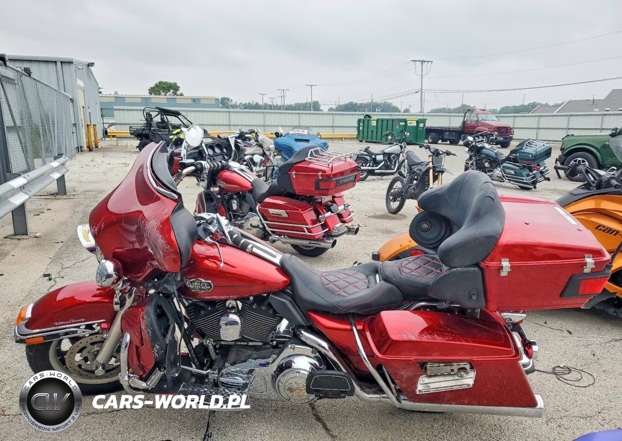 2008 Harley-Davidson Flhtcui VIN:1HD1FC4118Y688335 - 3