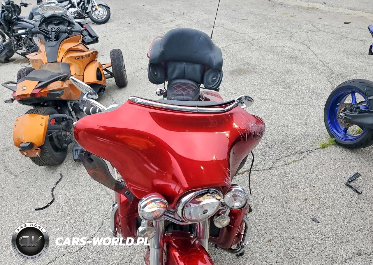 2008 Harley-Davidson Flhtcui VIN:1HD1FC4118Y688335 - 5