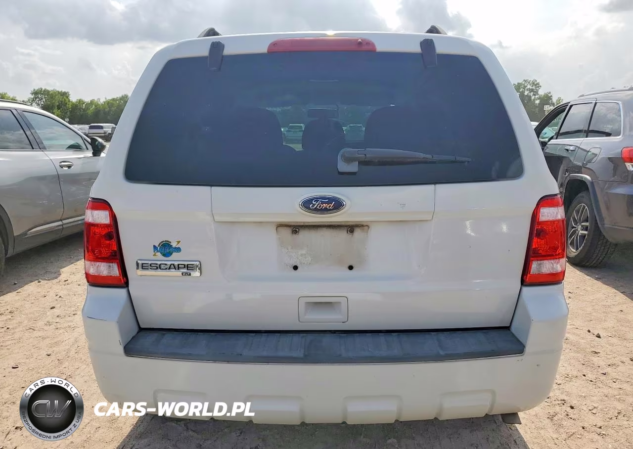 2010 Ford Escape Xlt VIN:1FMCU0D79AKB24682 - 6