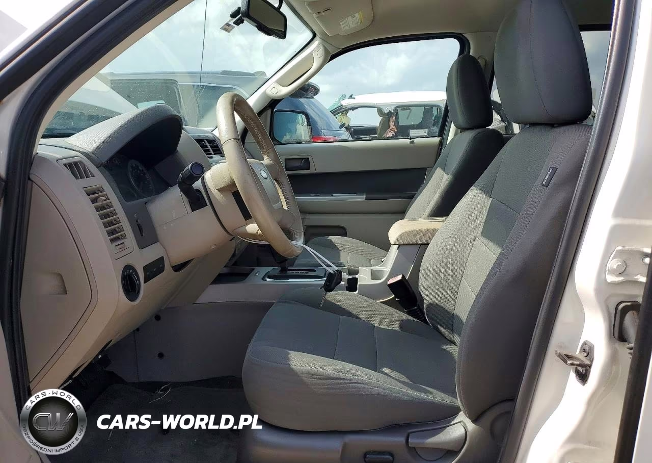 2010 Ford Escape Xlt VIN:1FMCU0D79AKB24682 - 7