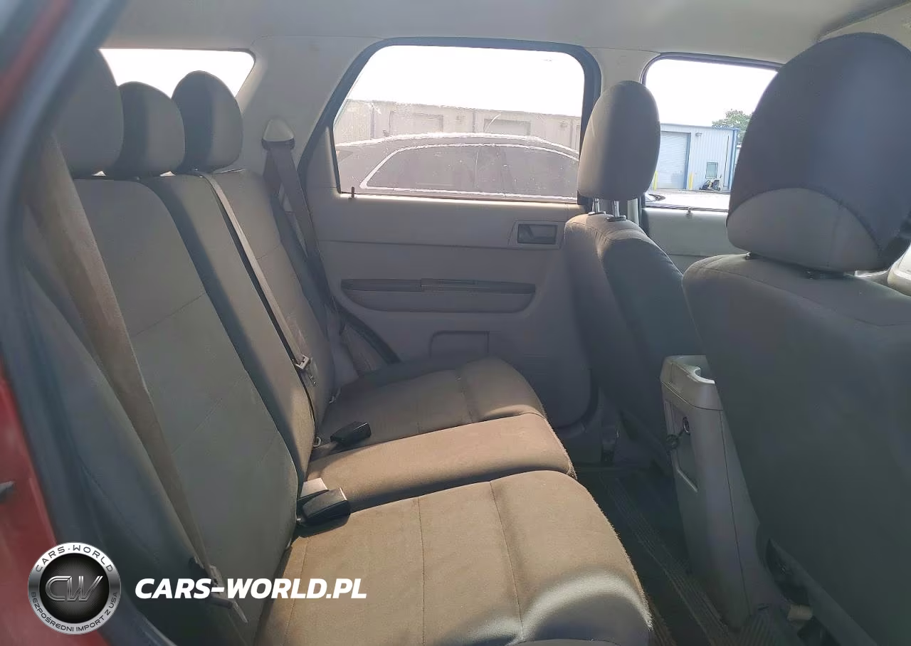 2010 Ford Escape Xls VIN:1FMCU0C76AKC63783 - 11