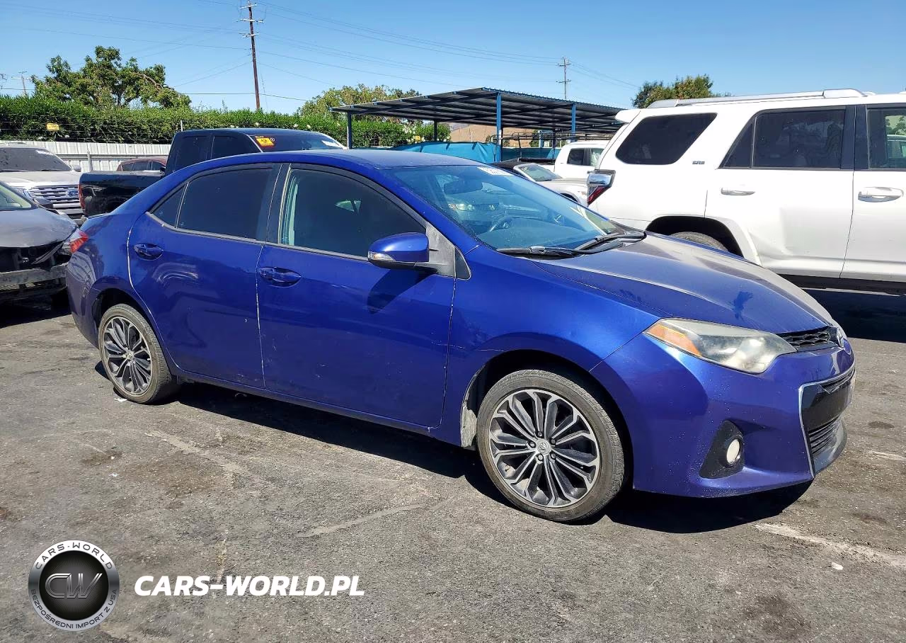 2015 Toyota Corolla S Plus VIN:5YFBURHE8FP315578 - 4