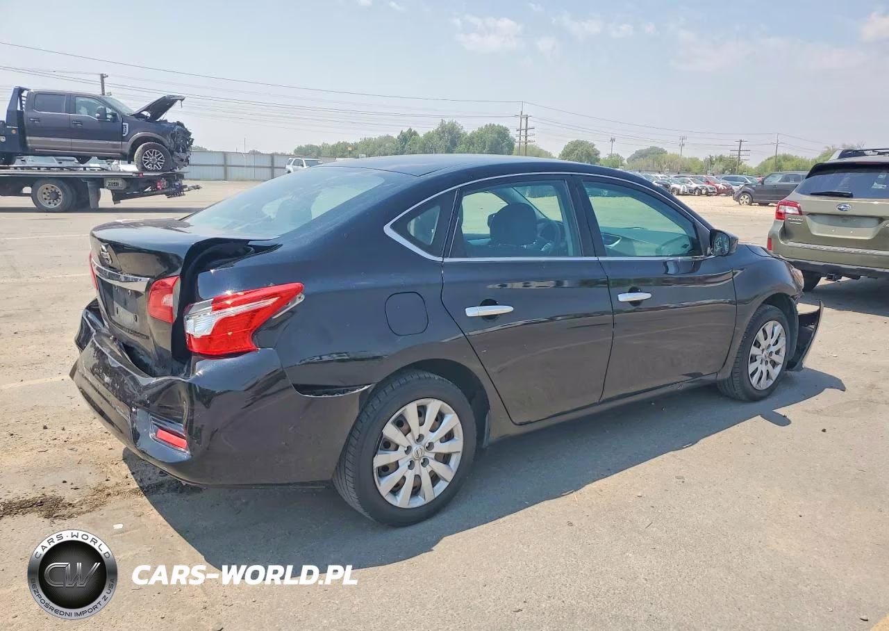 2017 Nissan Sentra S VIN:3N1AB7AP8HY391499 - 3