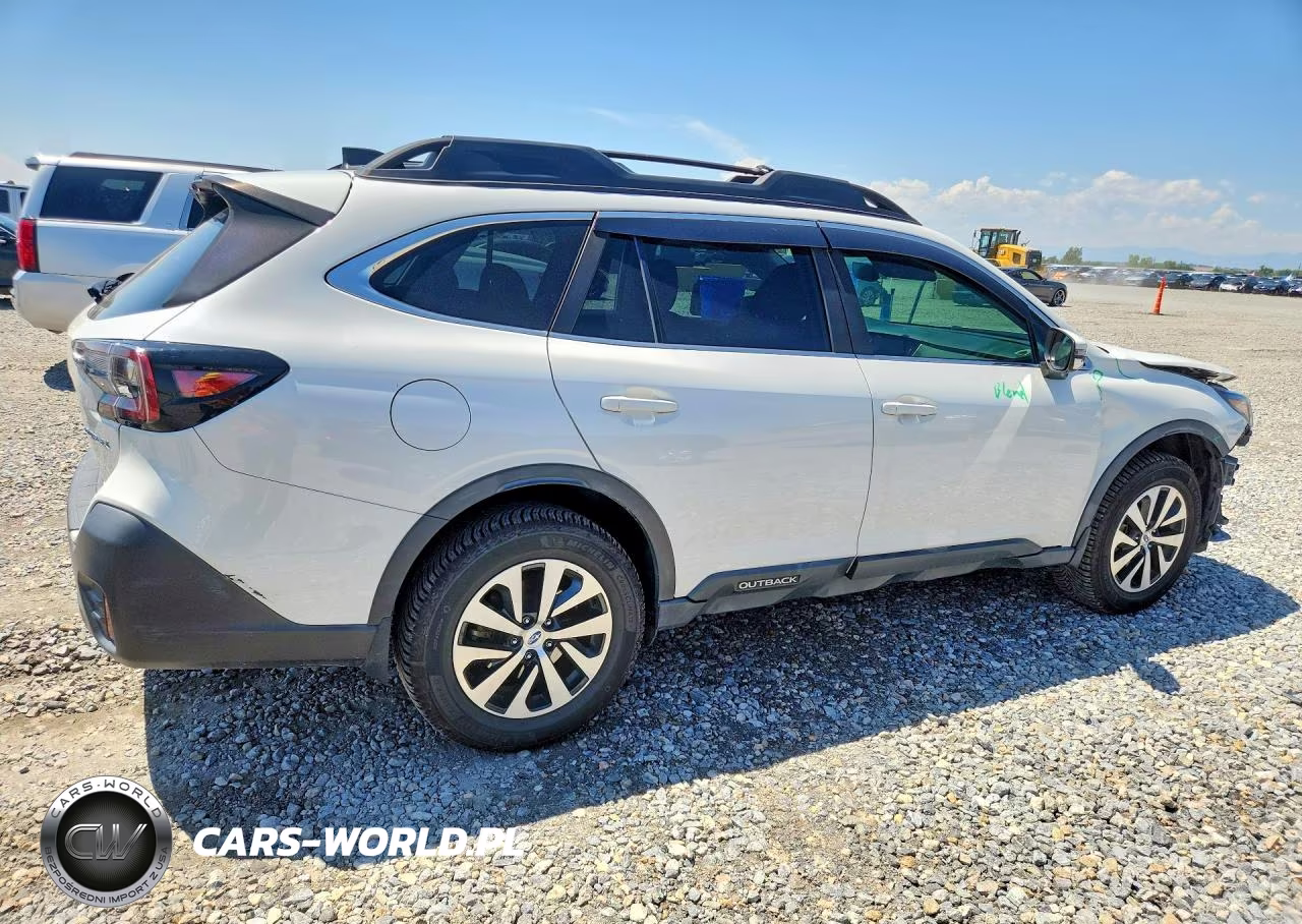 2020 Subaru Outback Premium VIN:4S4BTACC3L3132177 - 3