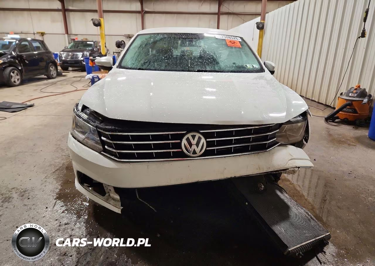 2017 Volkswagen Passat S VIN:1VWAT7A37HC007399 - 5