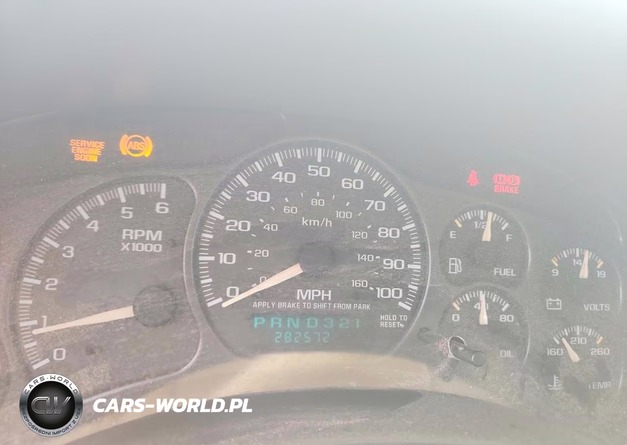 2002 Chevrolet Tahoe C1500 VIN:1GNEC13Z42J275243 - 9