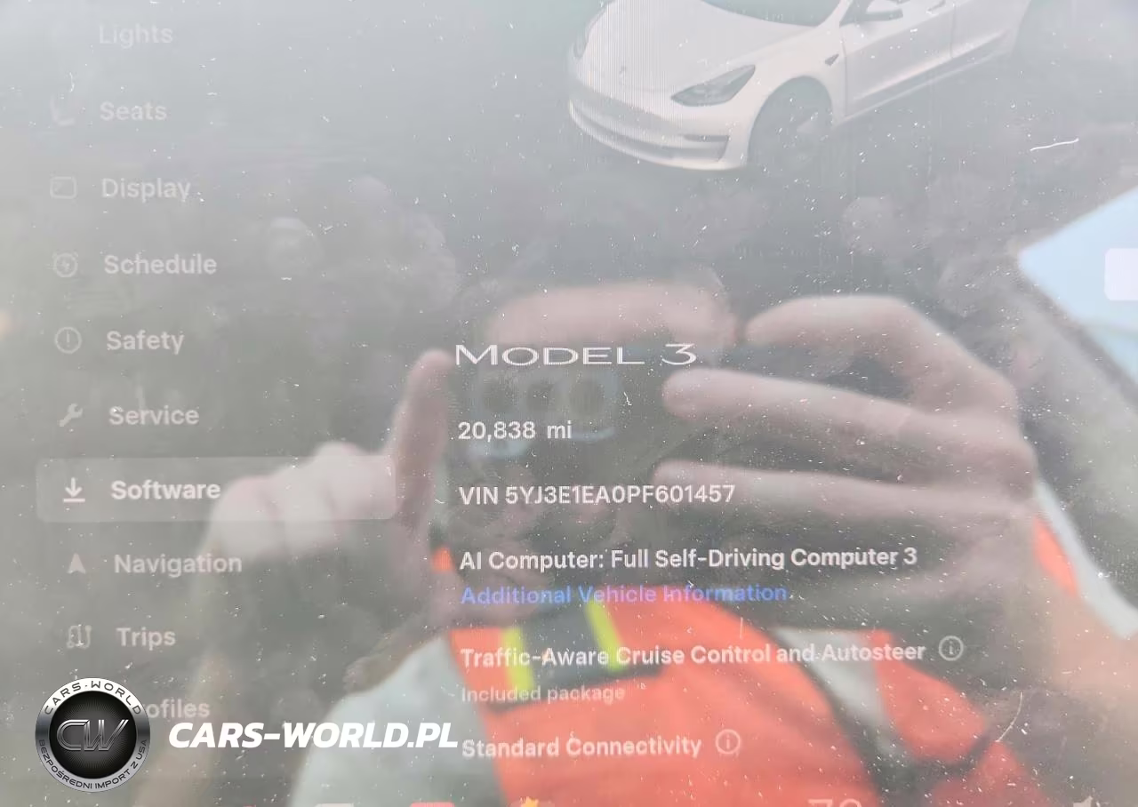 2023 Tesla Model 3 VIN:5YJ3E1EA0PF601457 - 9