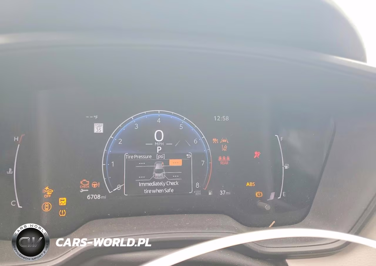 2026 Toyota Corolla Le VIN:5YFB4MDE5TP360417 - 9