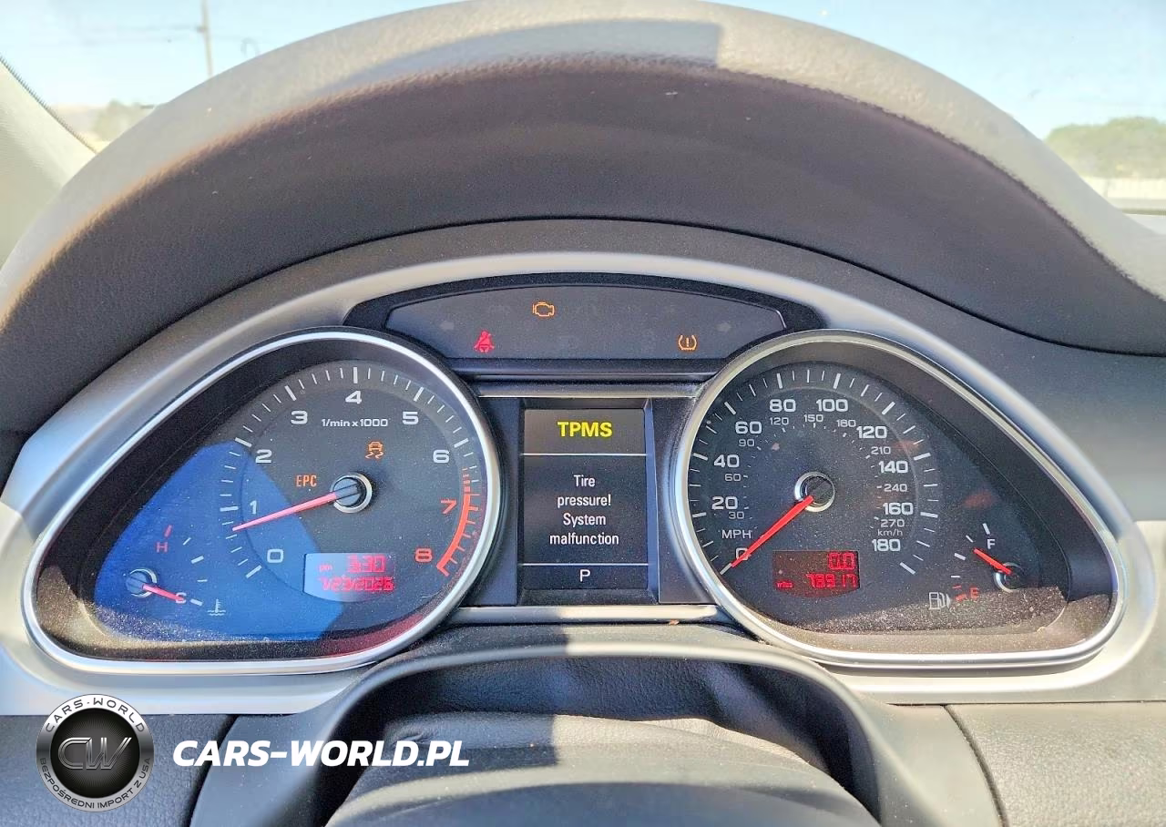 2011 Audi Q7 Prestige VIN:WA1DGAFE8BD003191 - 9