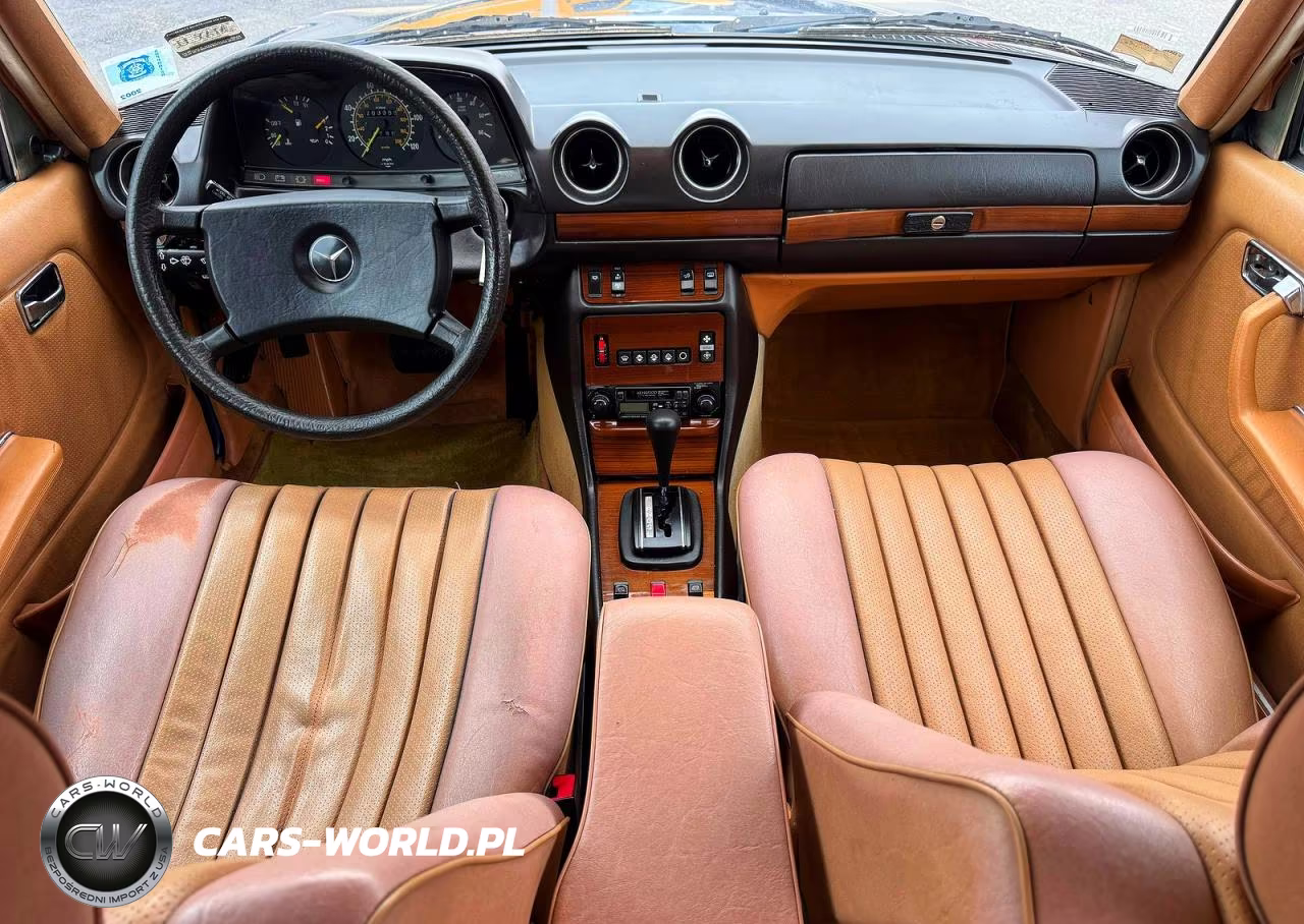 1984 Mercedes-Benz 300 Dt VIN:WDBAB33A9EA038539 - 9