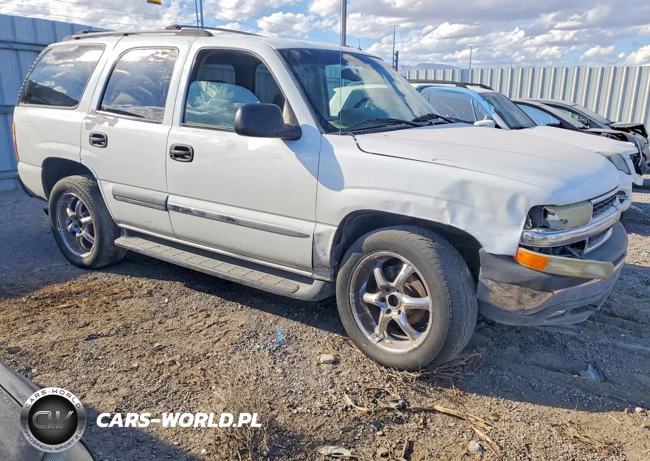 2002 Chevrolet Tahoe C1500 VIN:1GNEC13Z22R216130 - 4