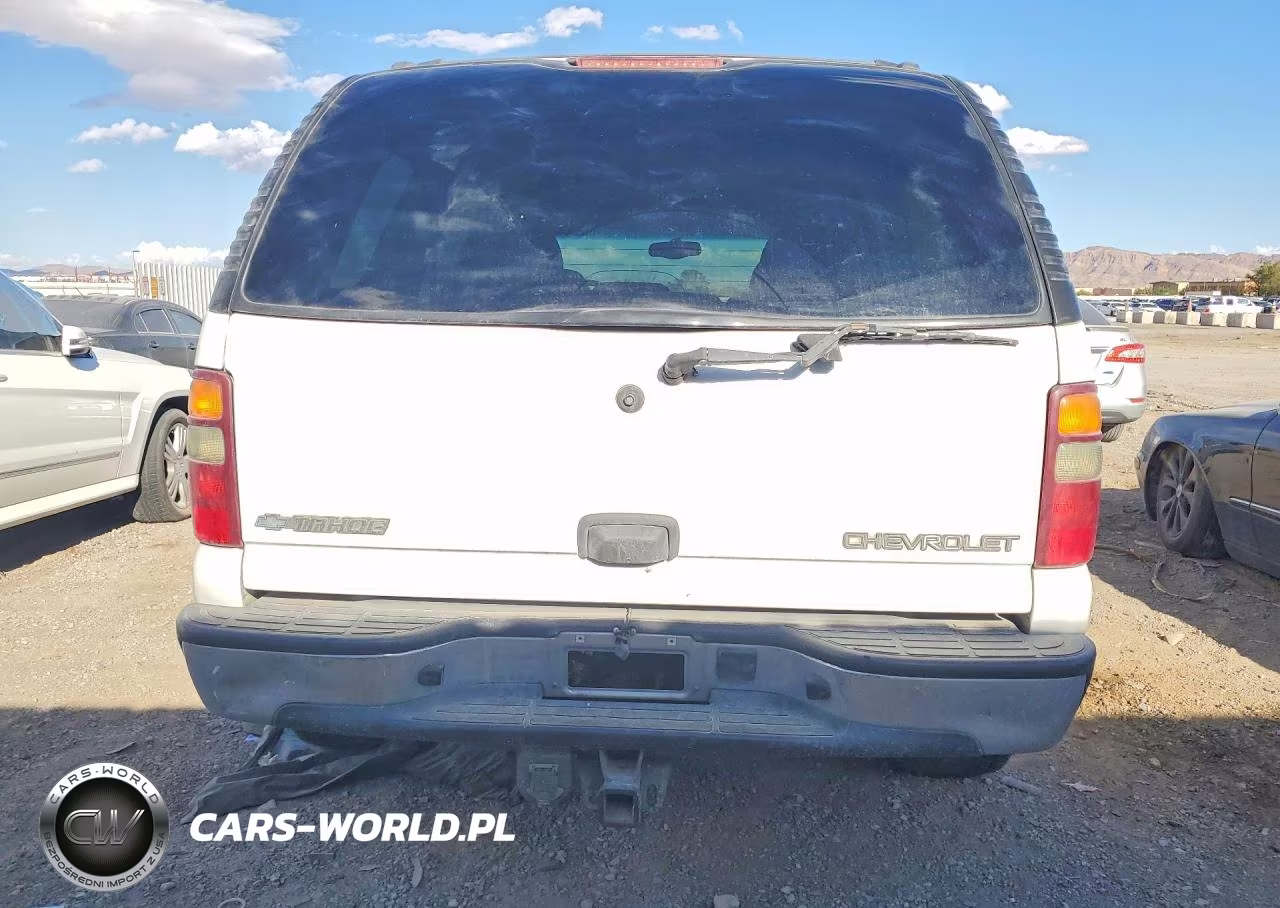 2002 Chevrolet Tahoe C1500 VIN:1GNEC13Z22R216130 - 6
