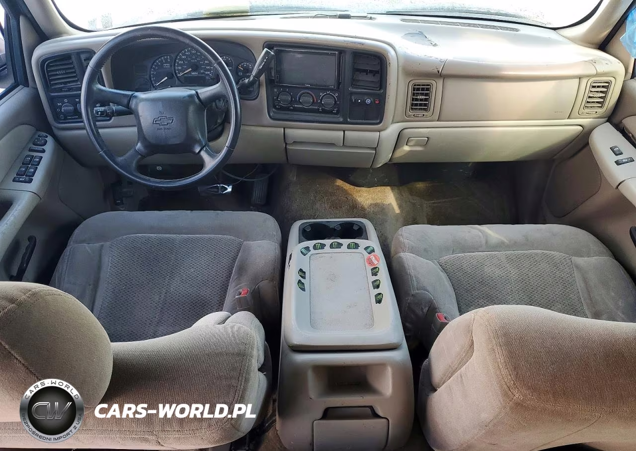 2002 Chevrolet Tahoe C1500 VIN:1GNEC13Z22R216130 - 8