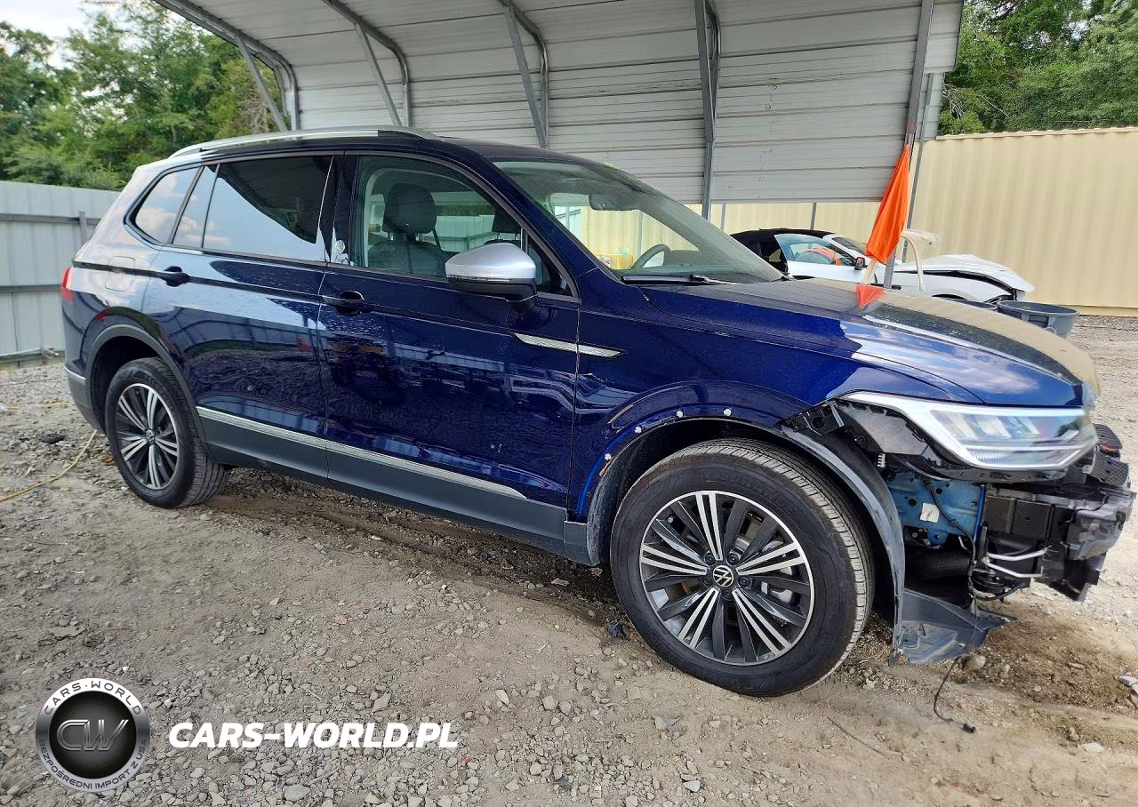 2024 Volkswagen Tiguan Wolfsburg VIN:3VV6B7AX1RM212555 - 4