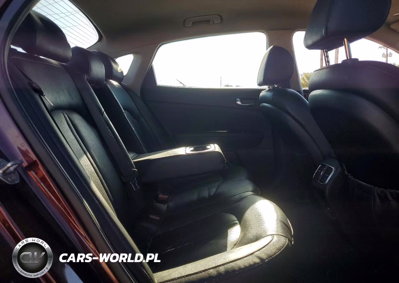 2018 Kia Optima Ex VIN:5XXGU4L31JG211451 - 10