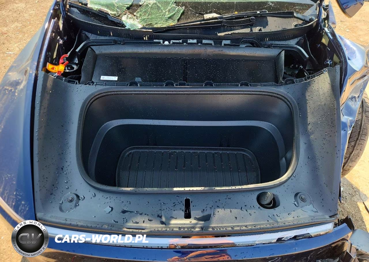 2026 Tesla Model Y VIN:7SAYGDEE6TF656917 - 11