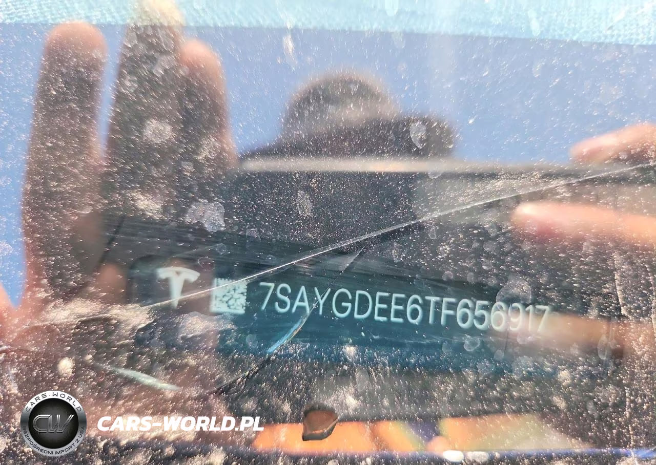 2026 Tesla Model Y VIN:7SAYGDEE6TF656917 - 12