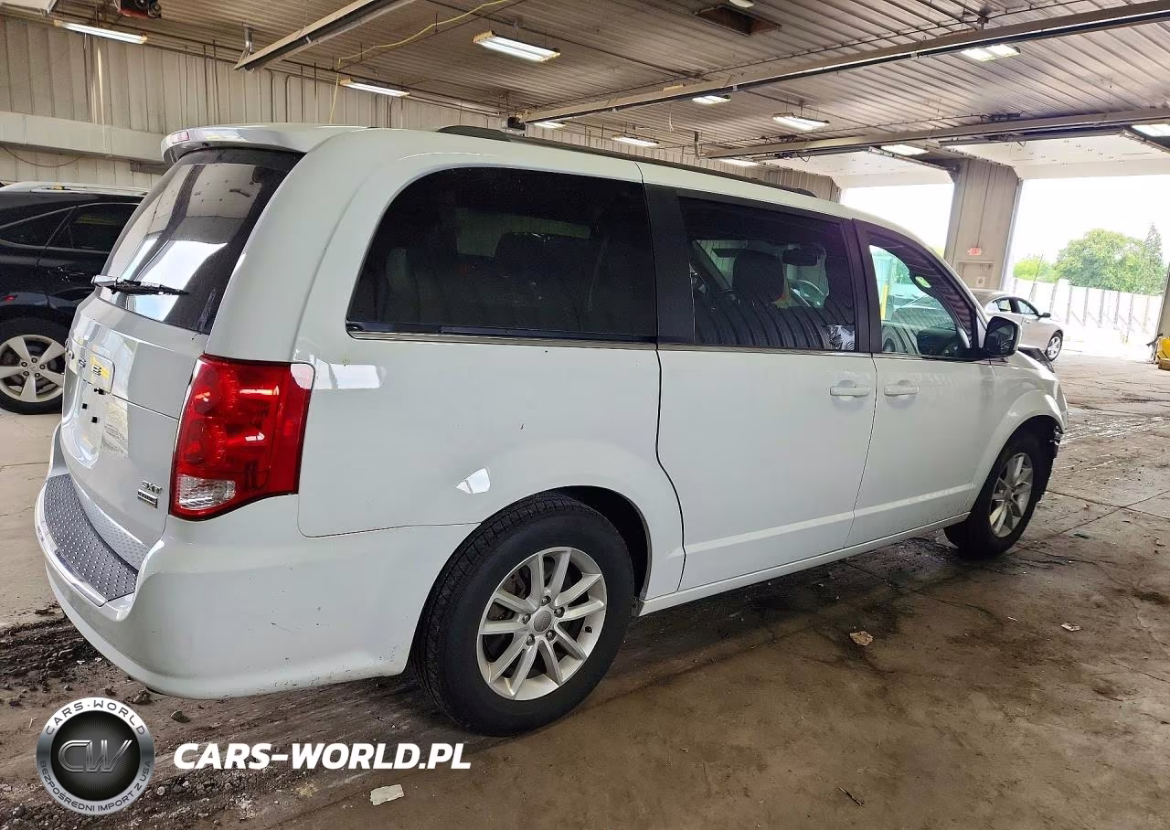 2019 Dodge Grand Caravan Sxt VIN:2C4RDGCG7KR798034 - 3