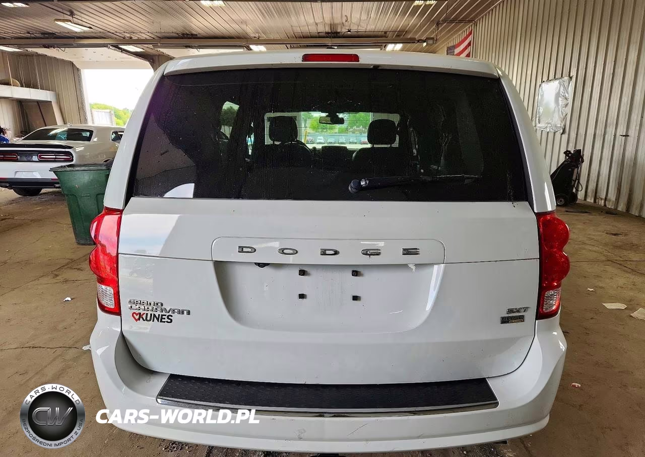 2019 Dodge Grand Caravan Sxt VIN:2C4RDGCG7KR798034 - 6