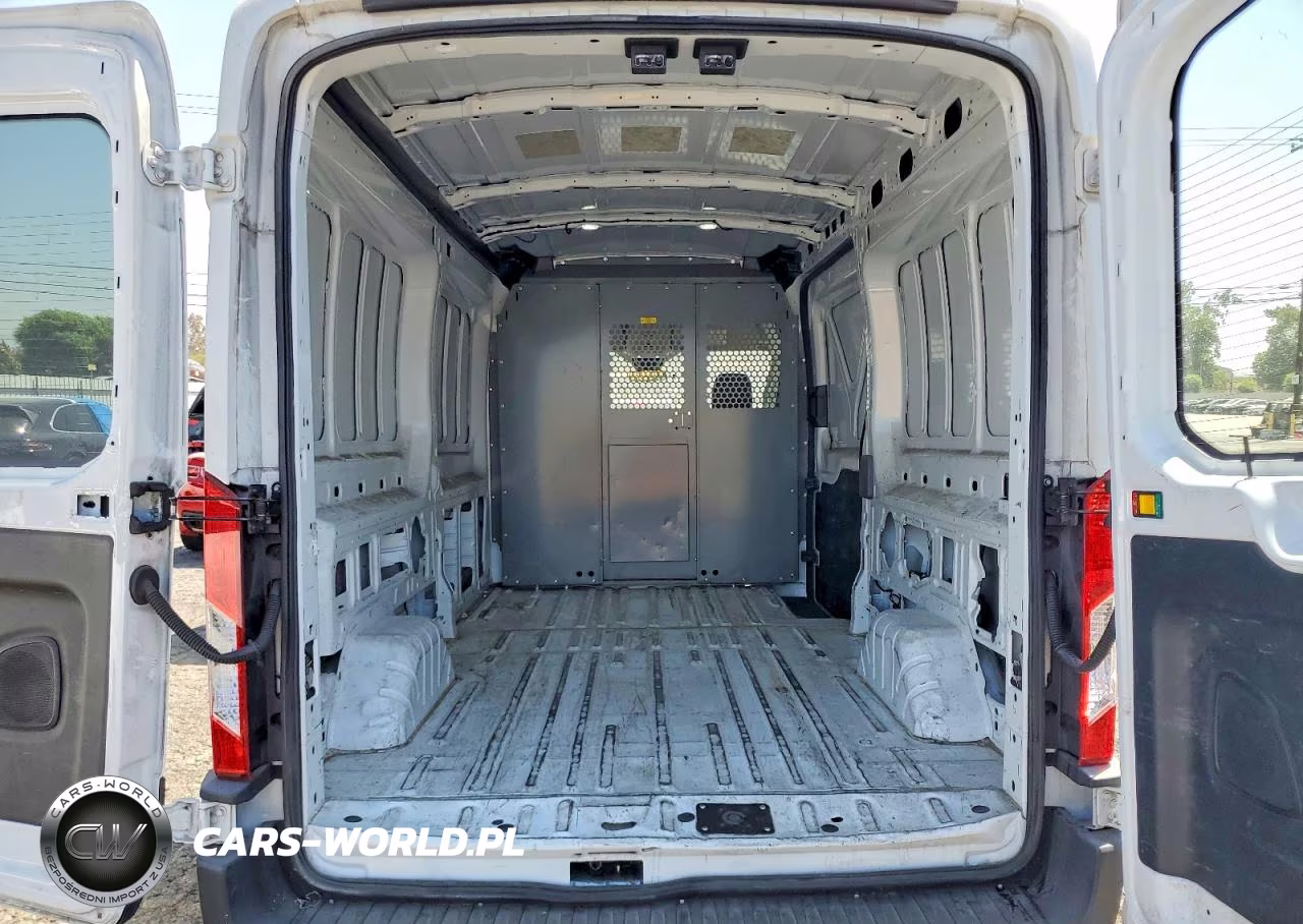 2023 Ford Transit 250 Delivery Van VIN:1FTBR1C84PKA60903 - 10