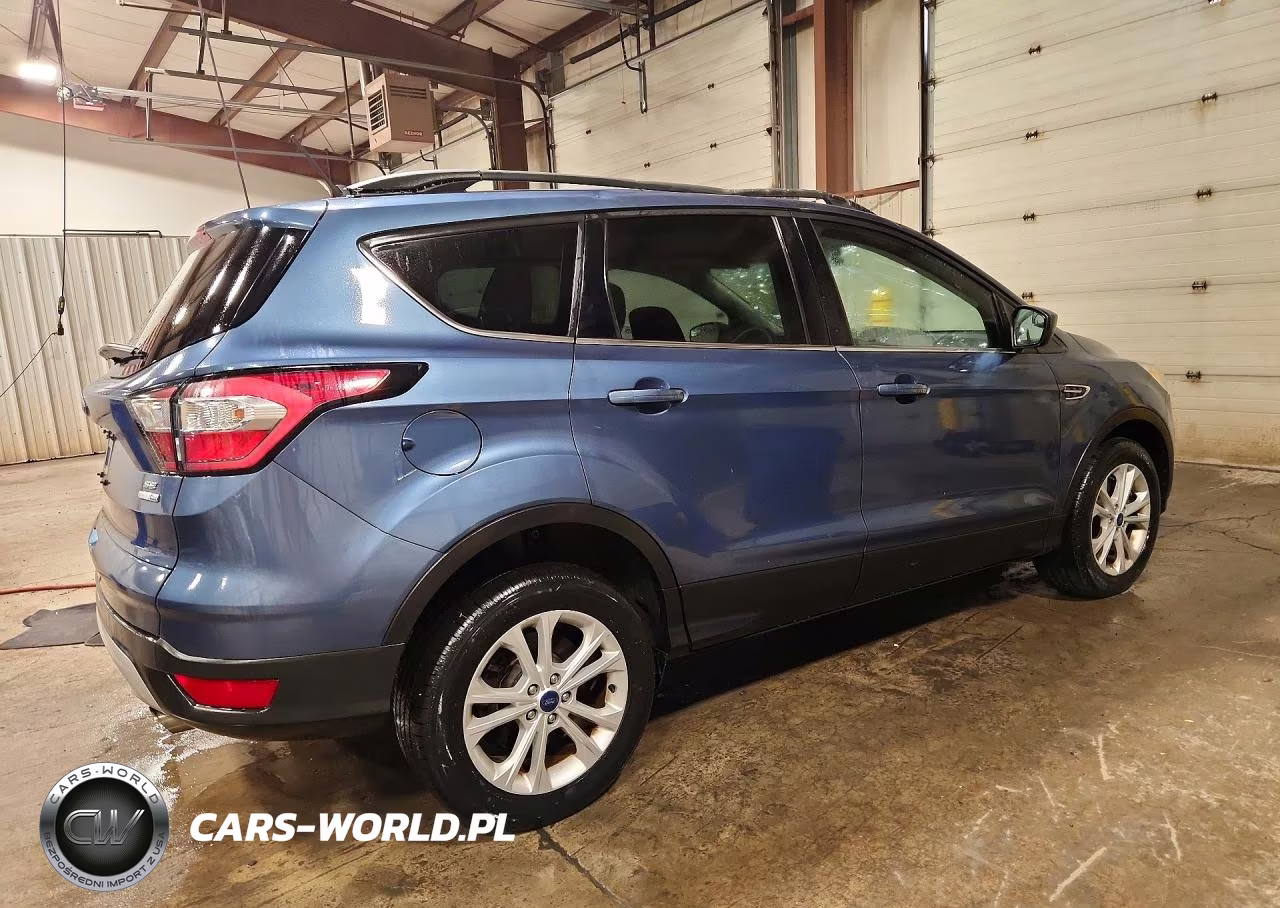 2018 Ford Escape Se VIN:1FMCU9GD4JUB34675 - 3